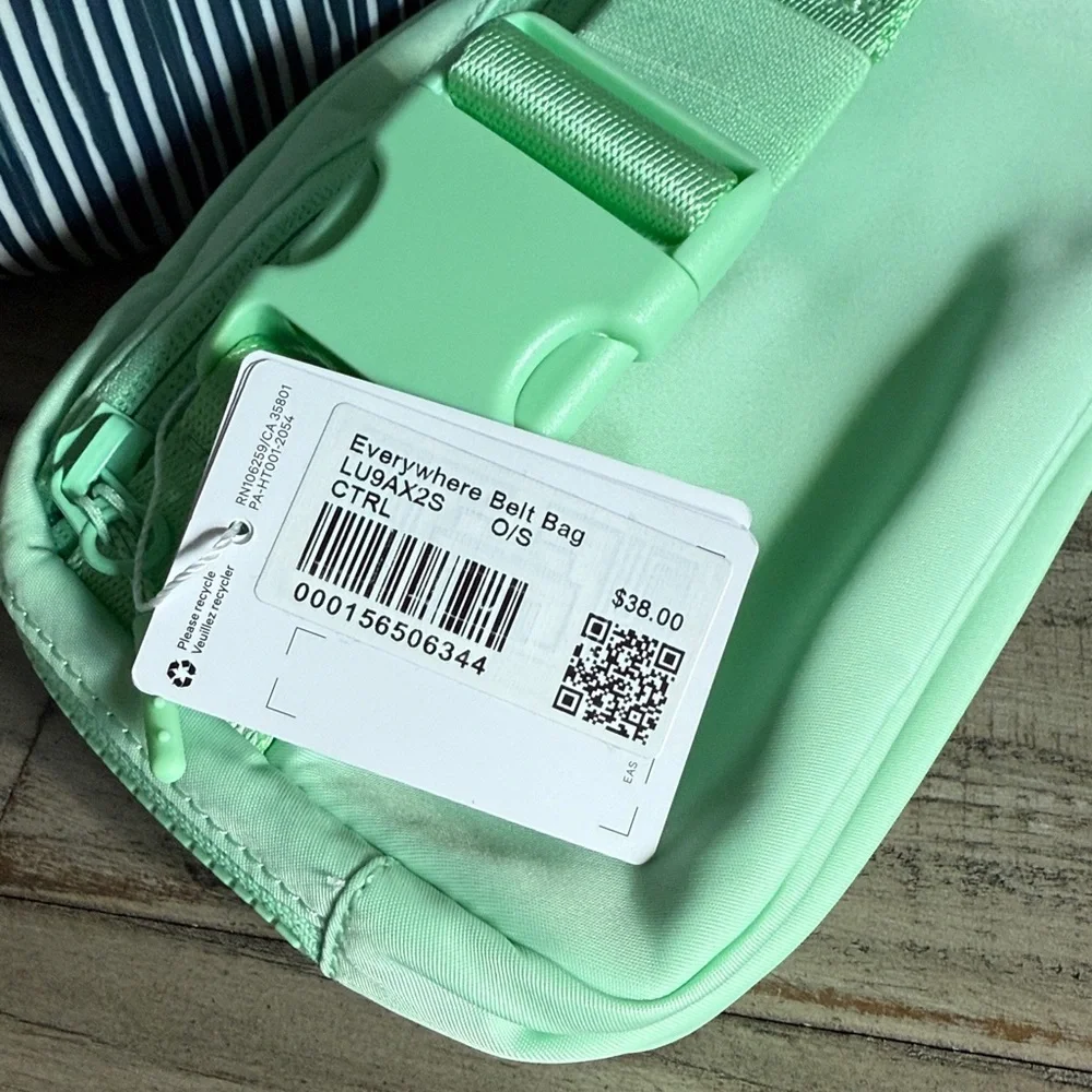 Lululemon Everywhere Belt Bag 1L